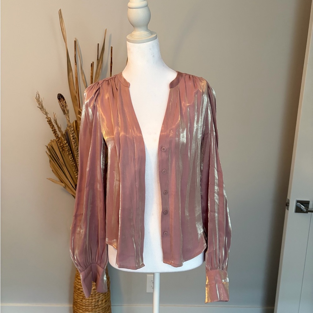Evereve Metallic Pink Top
